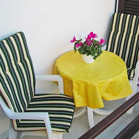 Für 2 Personen Ca 25 Qm In Poreč, Istrien Istrische Riviera *