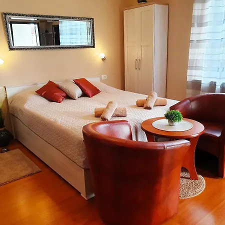 Apartment Fuer 2 Personen Ca 25 Qm In Porec, Istrien Istrische Riviera Porec